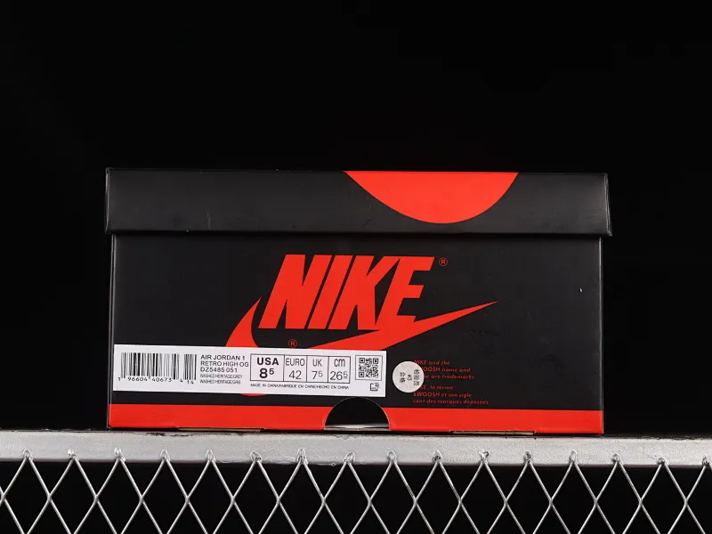 All categories Air Jordan Jordan series basketball shoes Air Jordan 1 High Air Jordan 1 High OG "Washed Heritage" AJ1 Joe 1 washed gray high-top basketball shoes DZ5485-051